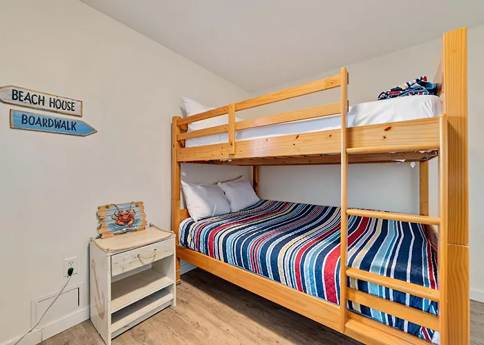 Holiday home Island Winds West 474